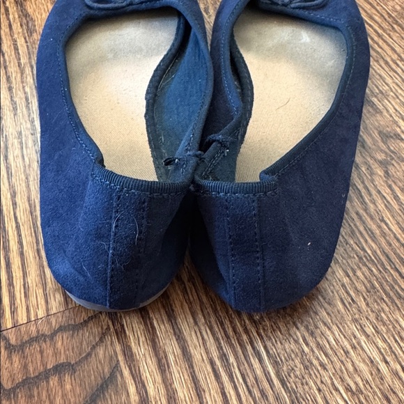 Navy Blue Ballet Flats with Bow Detail - Picture 3 of 6
